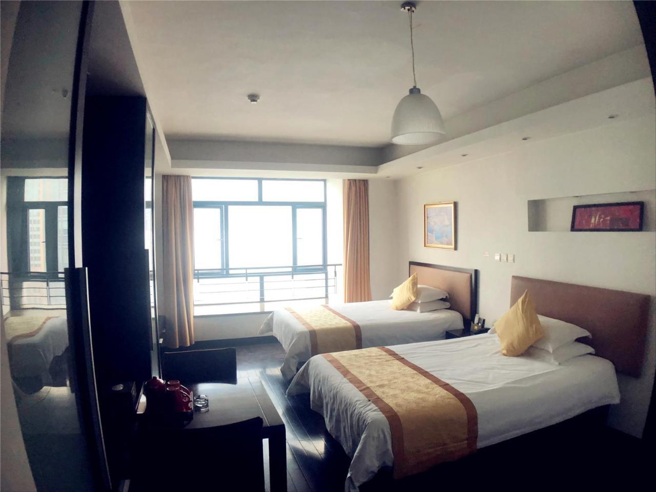 Urban Hotel Шанхай Екстериор снимка